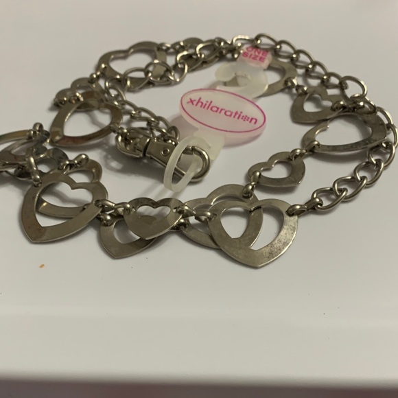 Jewelry - Heart Link Silver Bracelet